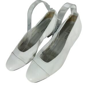 VAN ELI! PURE WHITE GENUINE LEATHER LOW HEEL, CAPPED TOE PUMPS, HEELS! SZ 8.5M